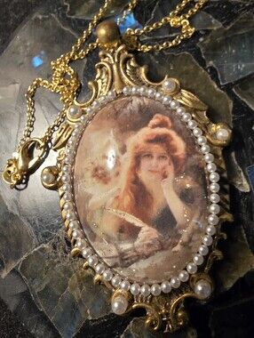 A Goregous Woman on a Cameo
